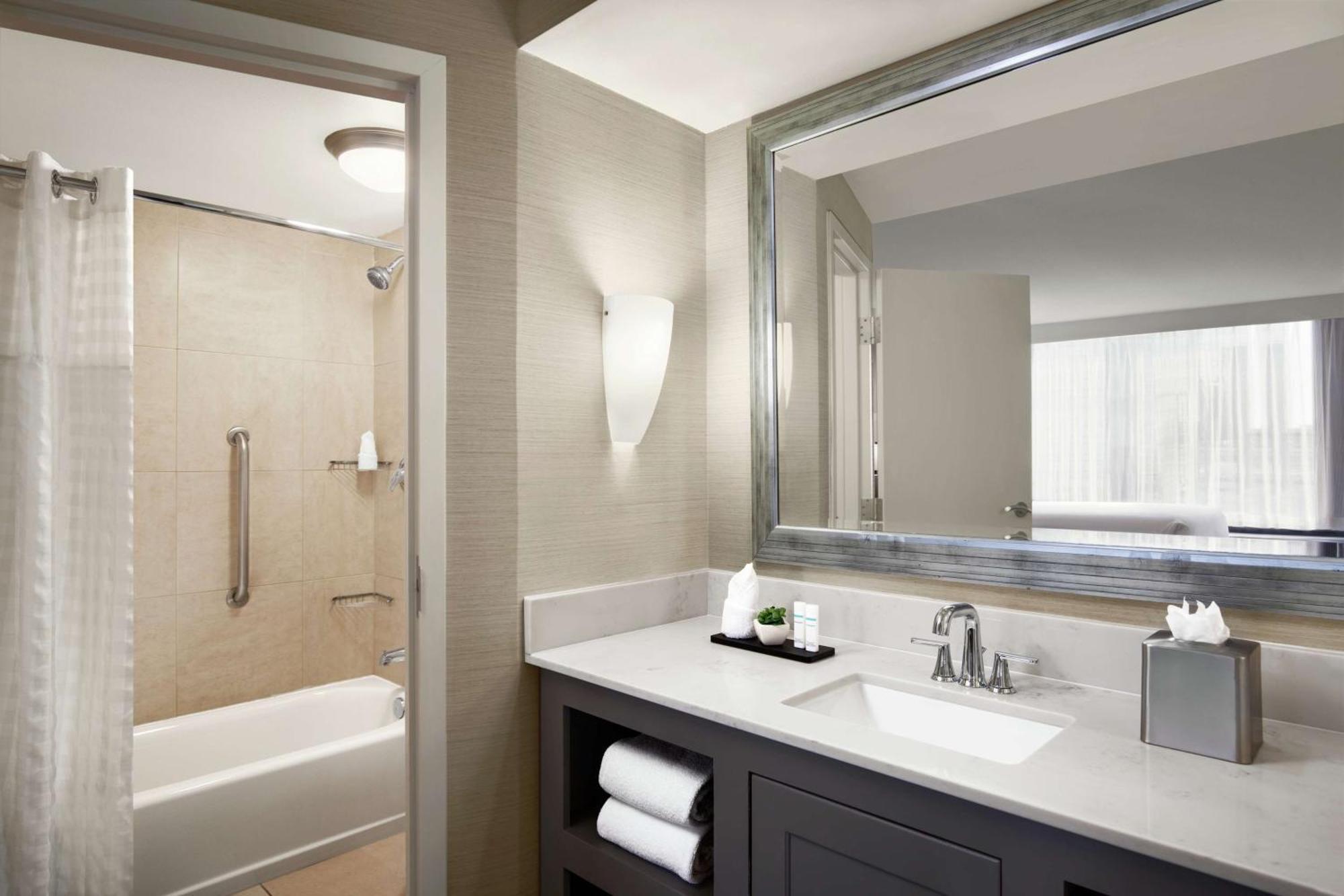 Embassy Suites By Hilton Fort Worth Downtown Eksteriør bilde